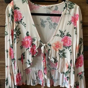 Floral, tie front top. American Eagle, W, Size M.